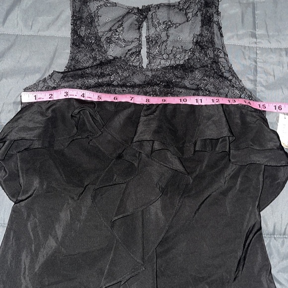 ROBBI & NIKKI SILKY LACE RUFFLED DRESSY TANK TOP BLACK SIZE XS. NEW WITH TAGS. - Picture 16 of 16